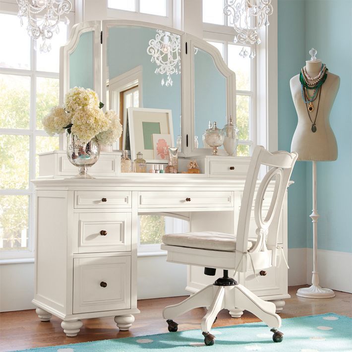 Stylish and modern dressing table