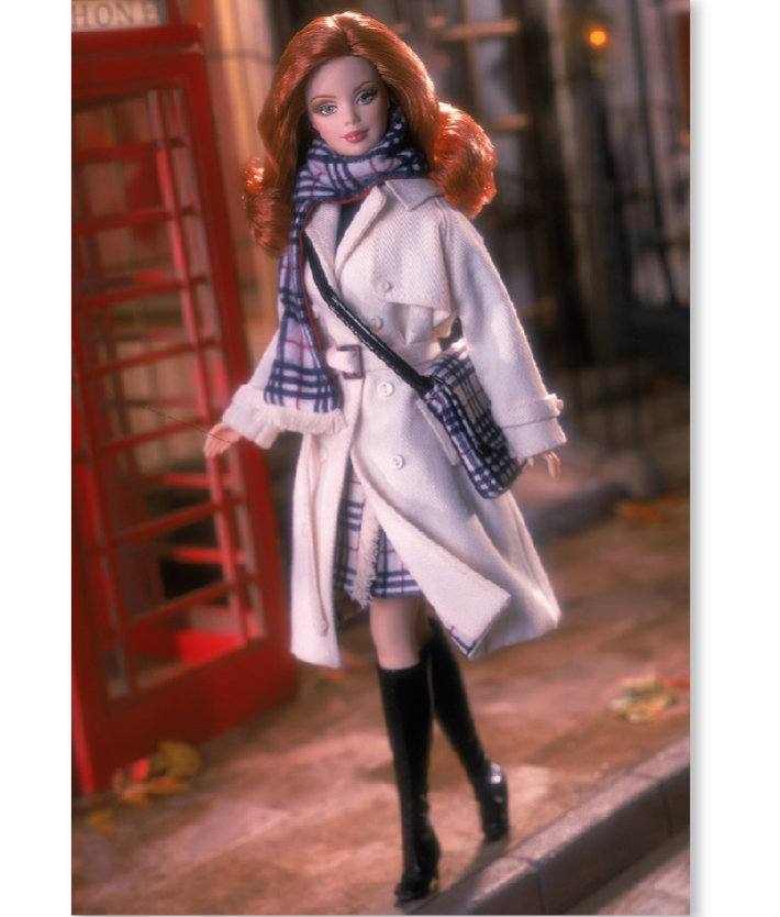 5barbie-collector-fashion-collaborations-mattel-burberry