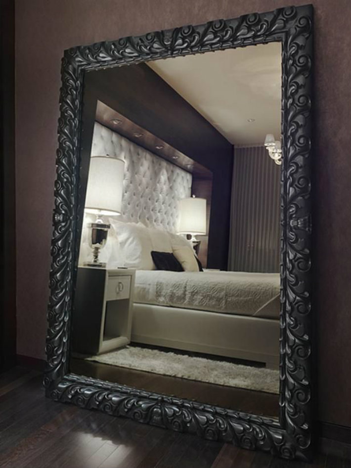 10 oversized mirrors worth a second look