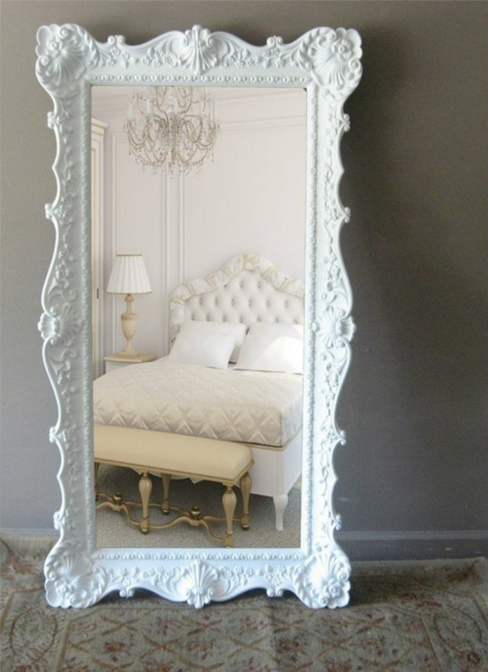10 oversized mirrors worth a second look