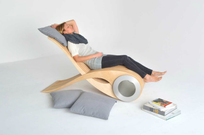 A NEW KIND OF CHAIR FOR ALL KINDS OF MOMENTS