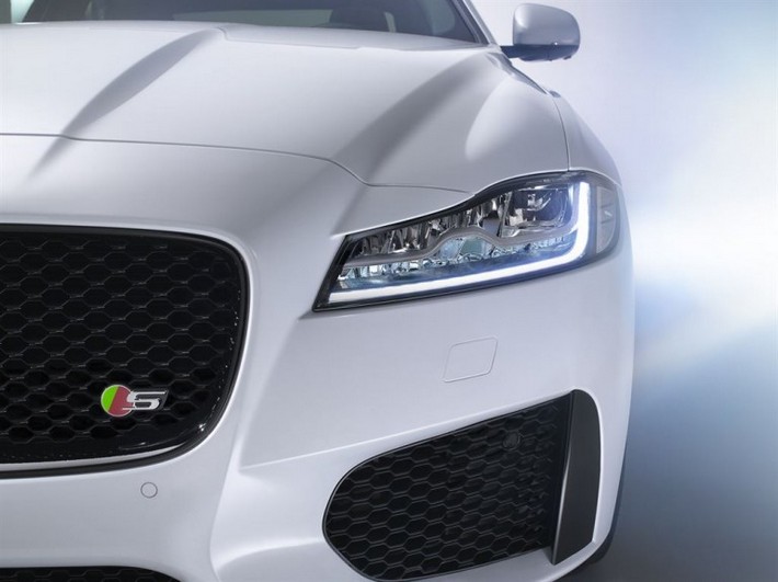 2016-jaguar-xf-2