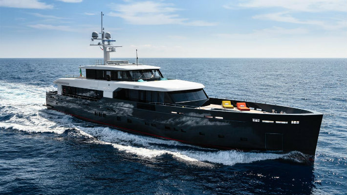 Luxury Yachts Presented on Fort Lauderdale International Boat Show