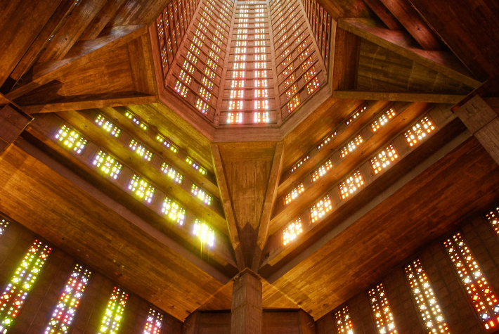 10 of the World’s Most Breathtaking Stained-Glass Windows