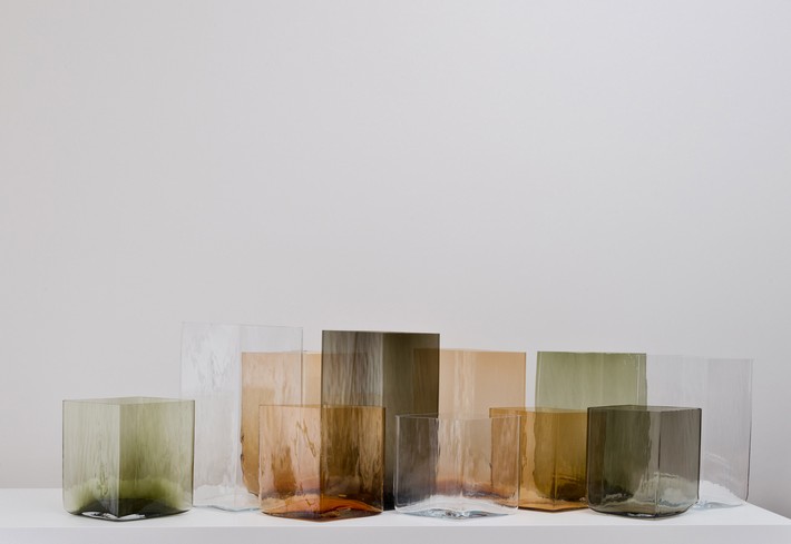 limited-edition-ruutu-vases-by-bouroullec-brothers-4