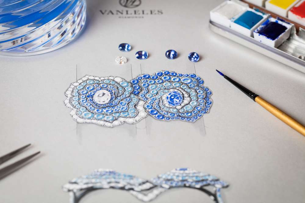 Vanleles Diamonds: new Gold Jewelry Collection with African Heart